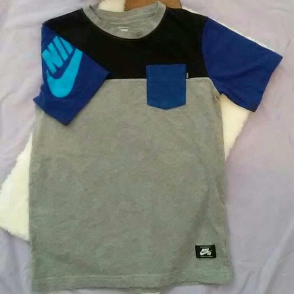 Gray and blue boy t-shirt